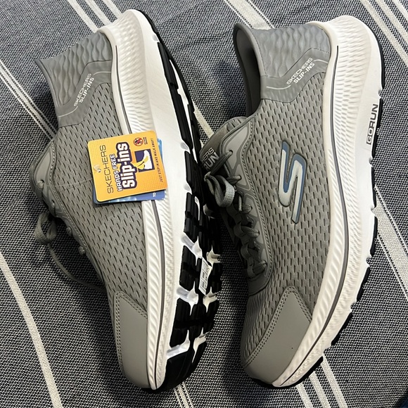 Skechers Men's Hands Free Slip-ins Go Run Consistent 2.0. Empowered Sneaker - Picture 6 of 7